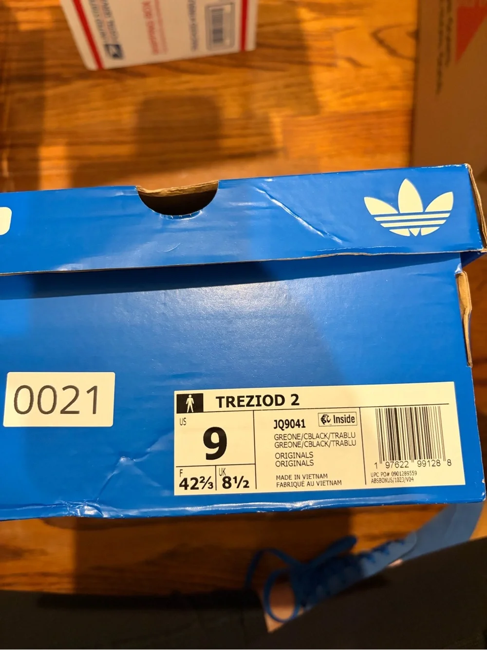 adidas Men's Treziod 2 9M Navy and Gray Retro Runner Sneakers